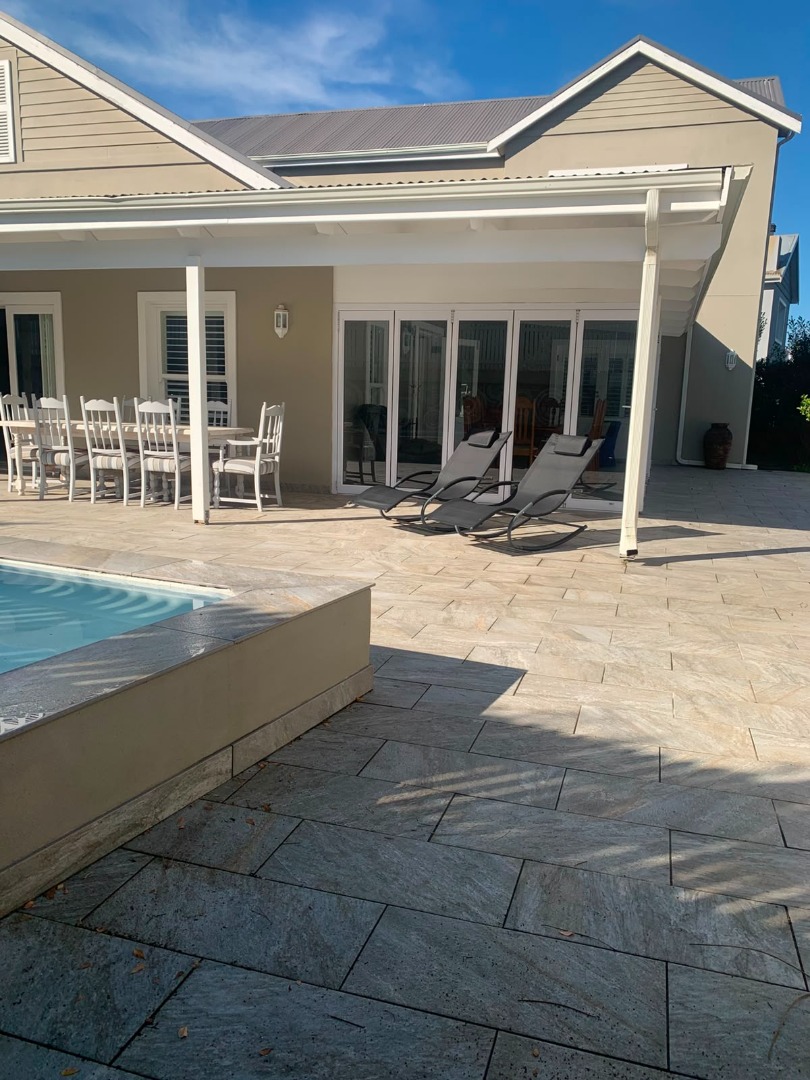 4 Bedroom Property for Sale in Goose Valley Western Cape